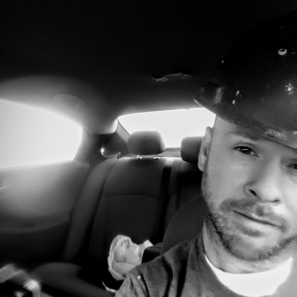 Meet your Posher, Joshua - Picture 1 of 1